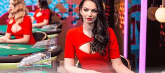 Pengguna Indonesia menikmati hiburan olahraga dan casino di genting138 lewat ponsel